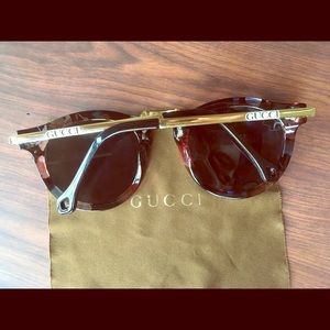 🌸 VTG Gucci Floral Sunglasses With Case 🌸
